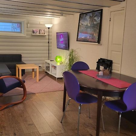 Fin Leilighet I Stille Og Rolig Omrade Med Gratis Privat Parkering! สตาวังเงร์ ภายนอก รูปภาพ